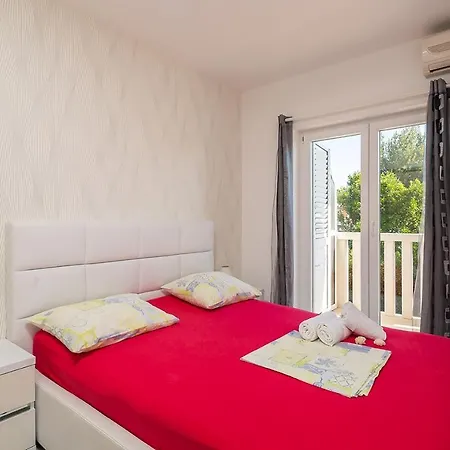 Homestay Kastelancic Podstrana
