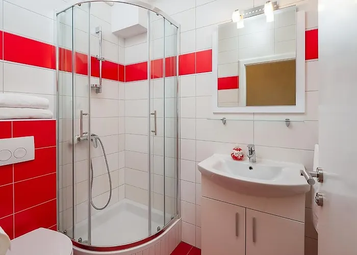 Kastelancic ホームステイ