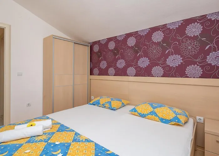 Kastelancic ホームステイ