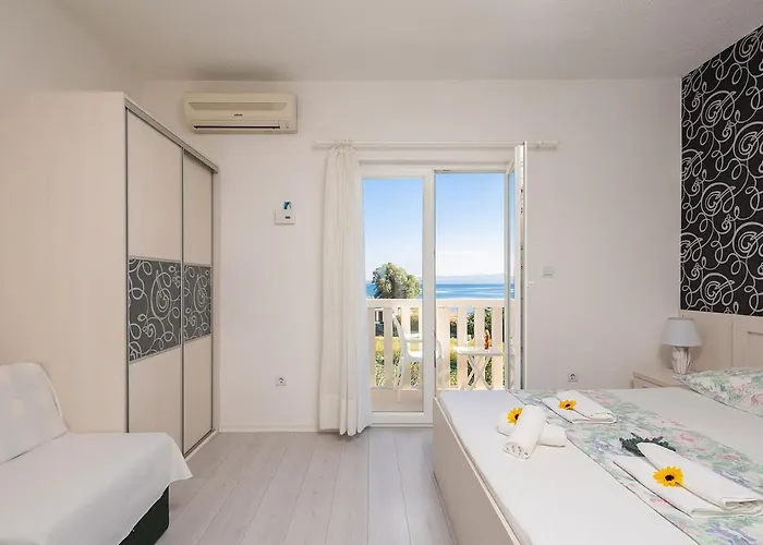 ホームステイ Kastelancic *